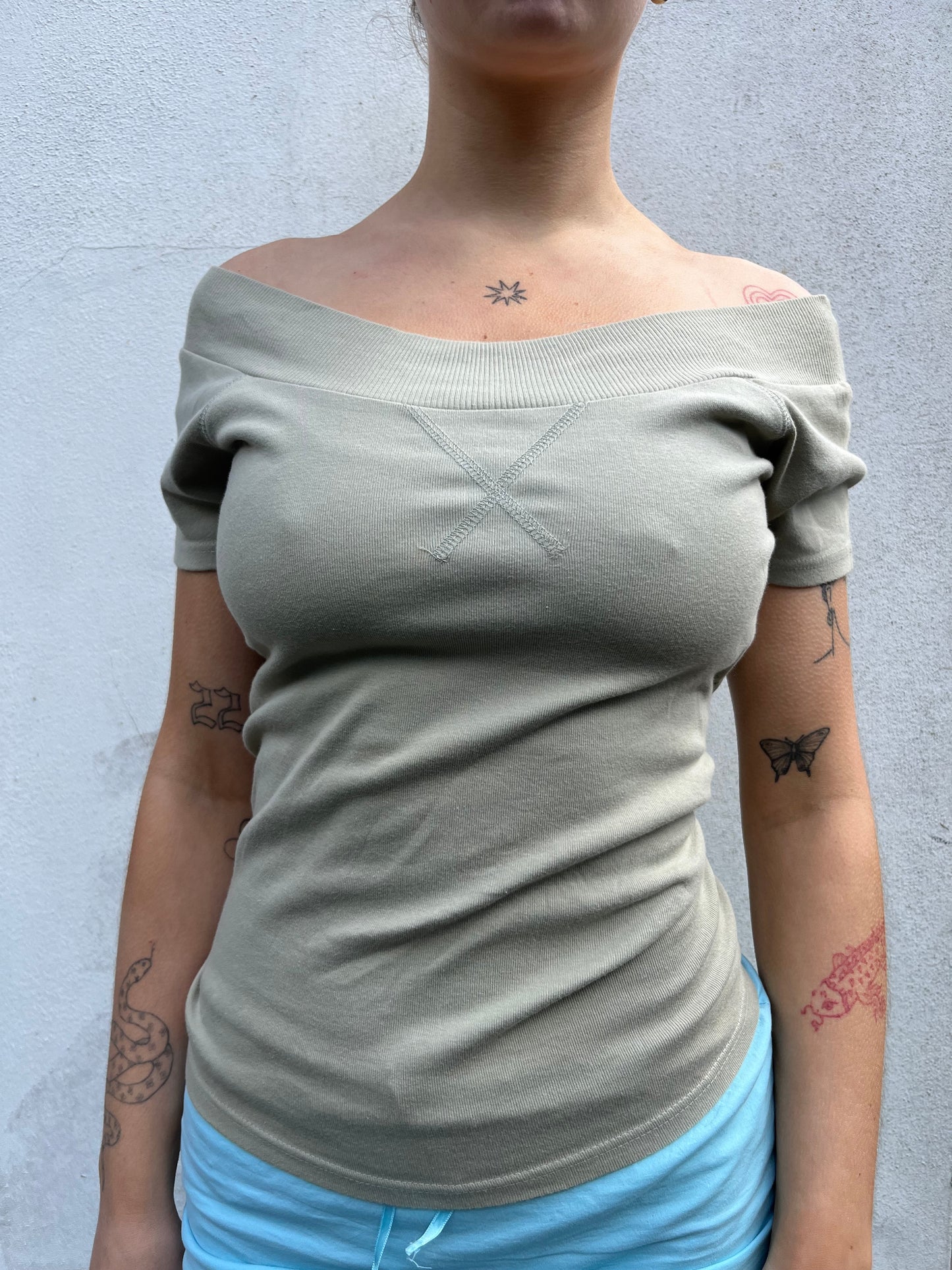 number 01 top