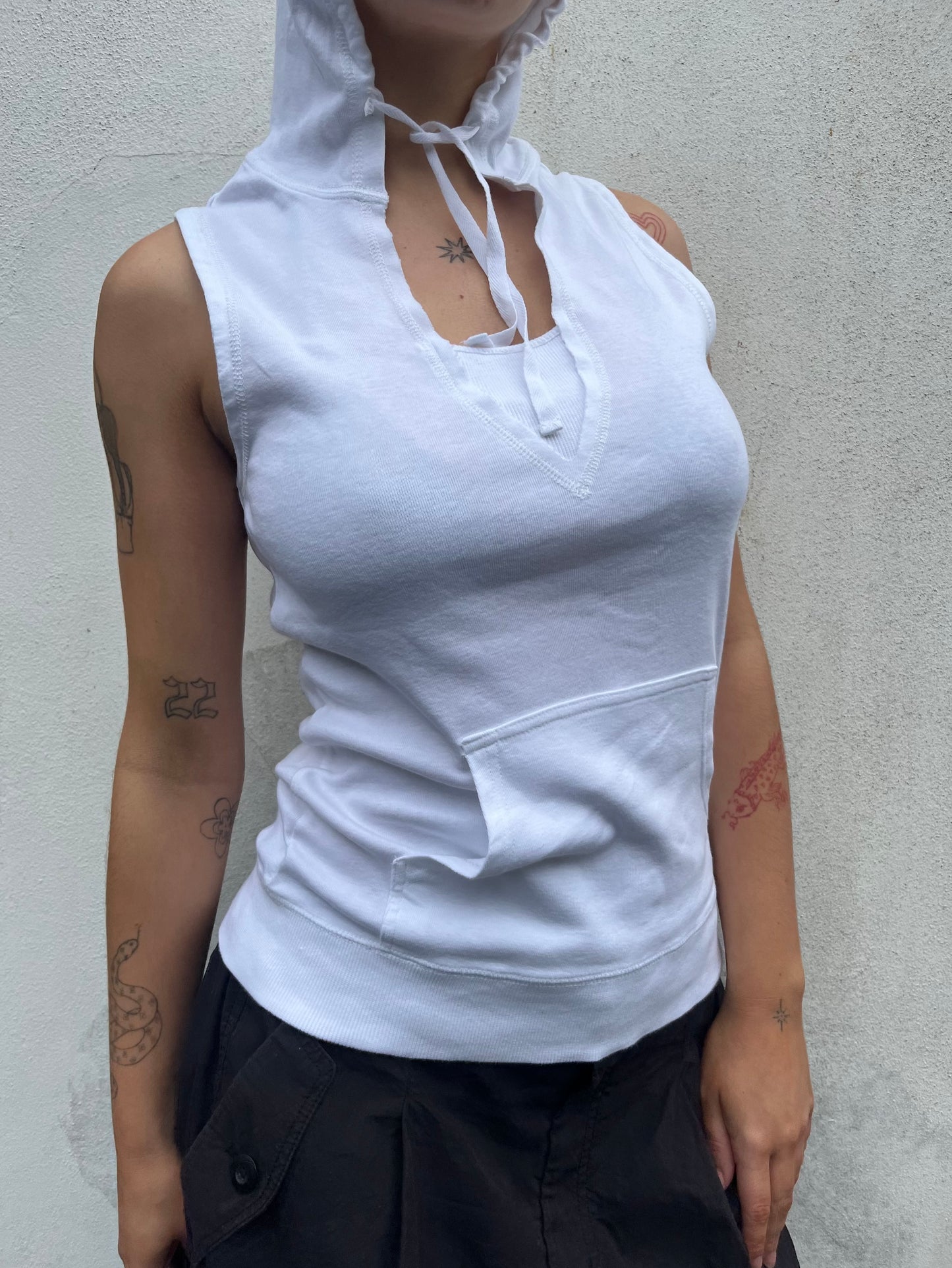 white hoody top
