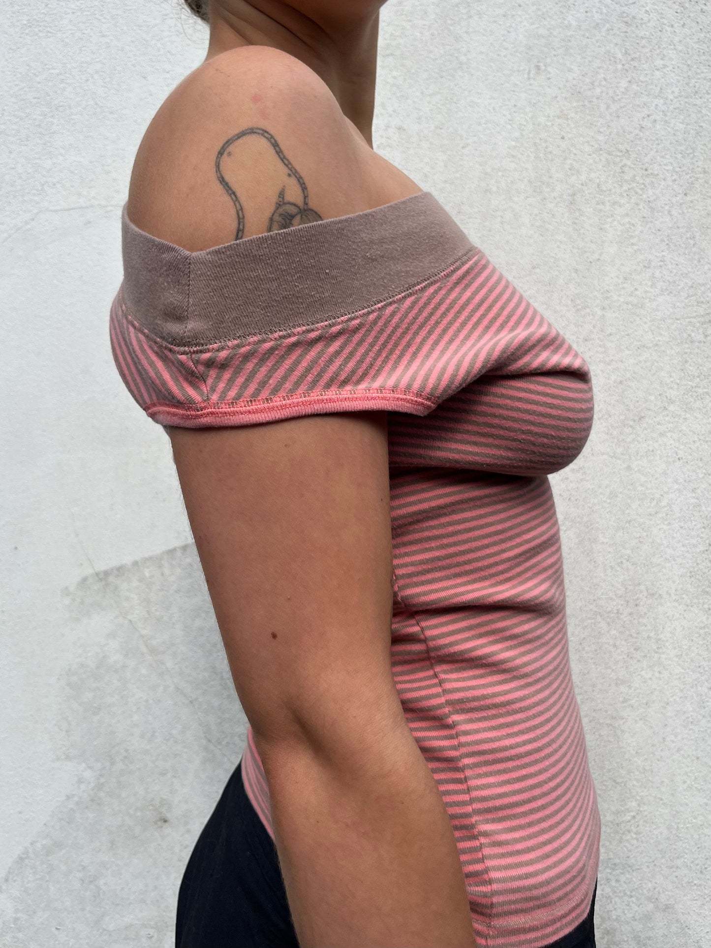 pink and brown stripy top
