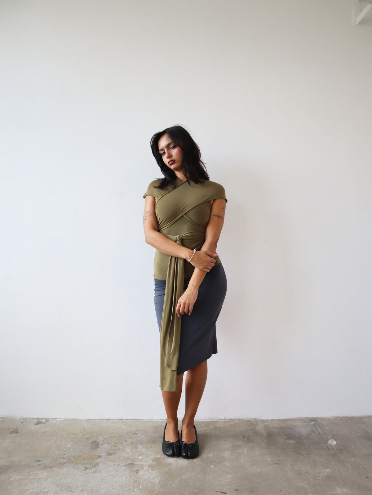 knot top in olive