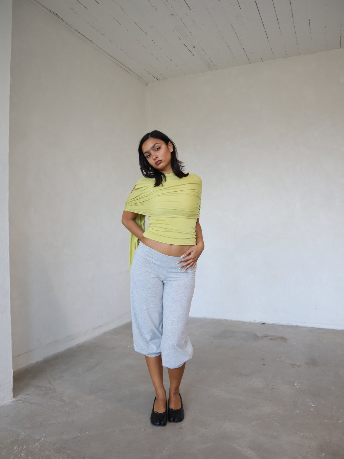 drape top in pear
