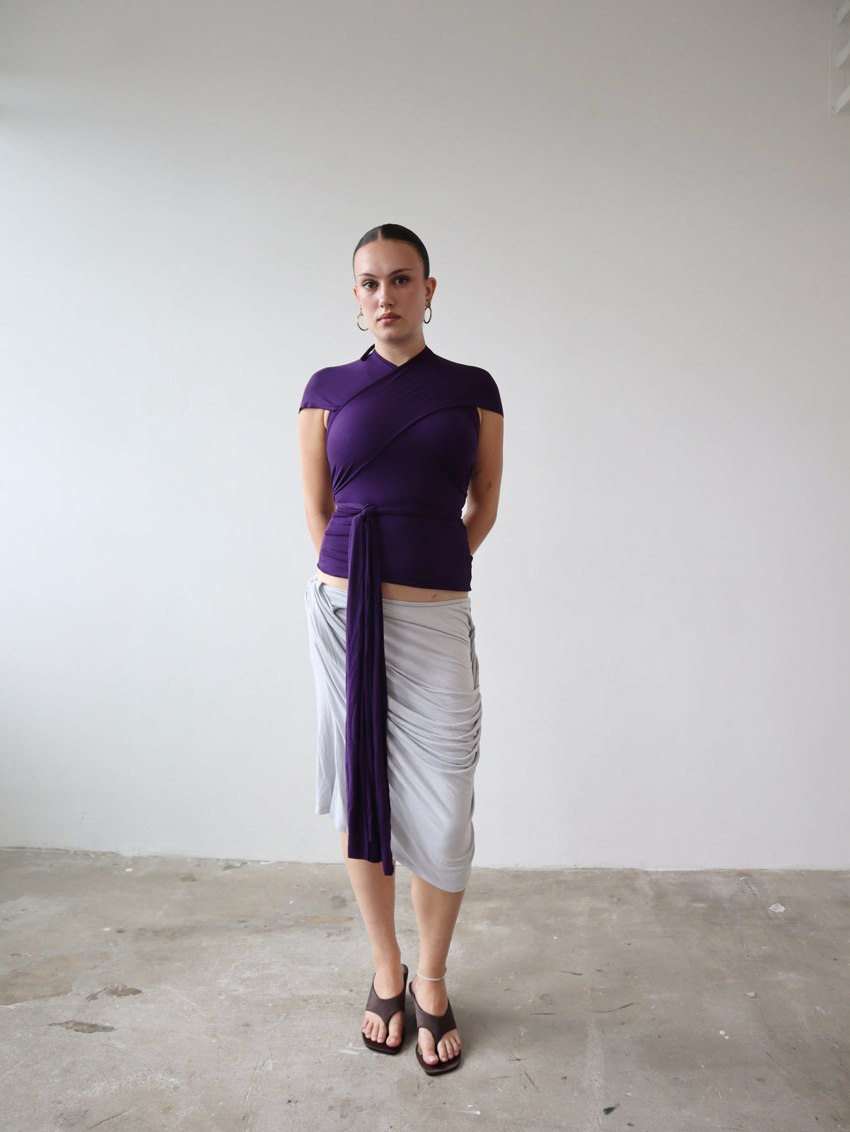 knot top in dark purple