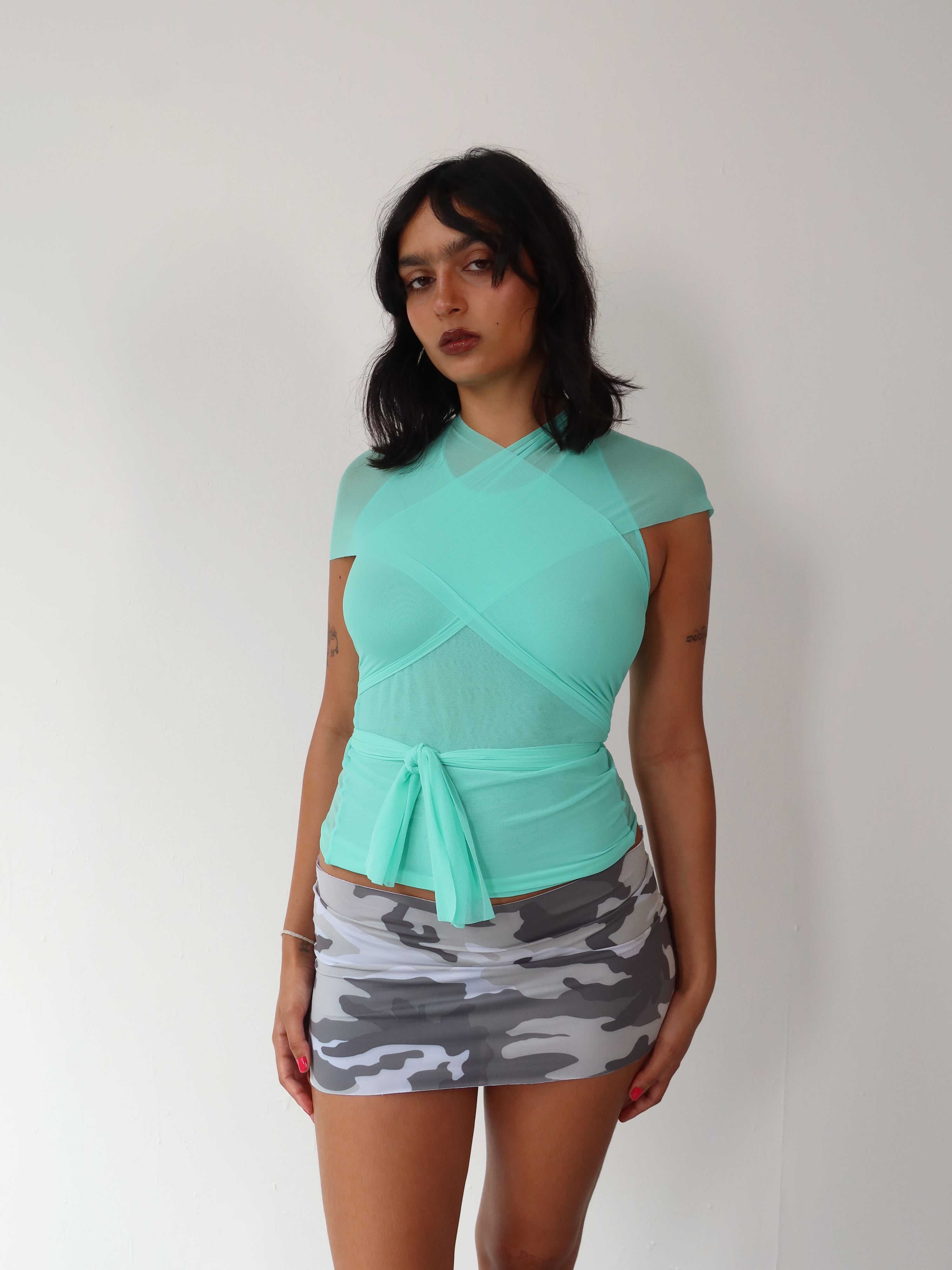 knot top in aqua mesh
